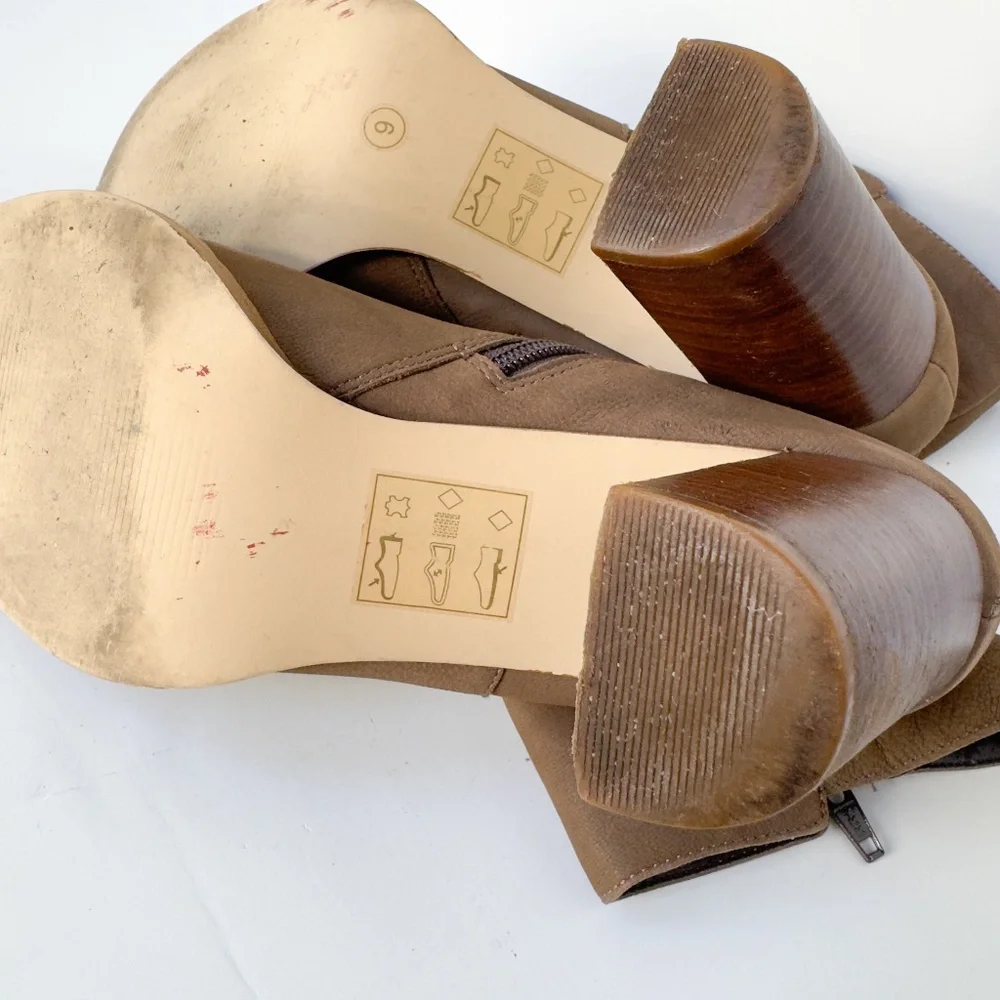 SOLE SOCIETY Leather Boots 